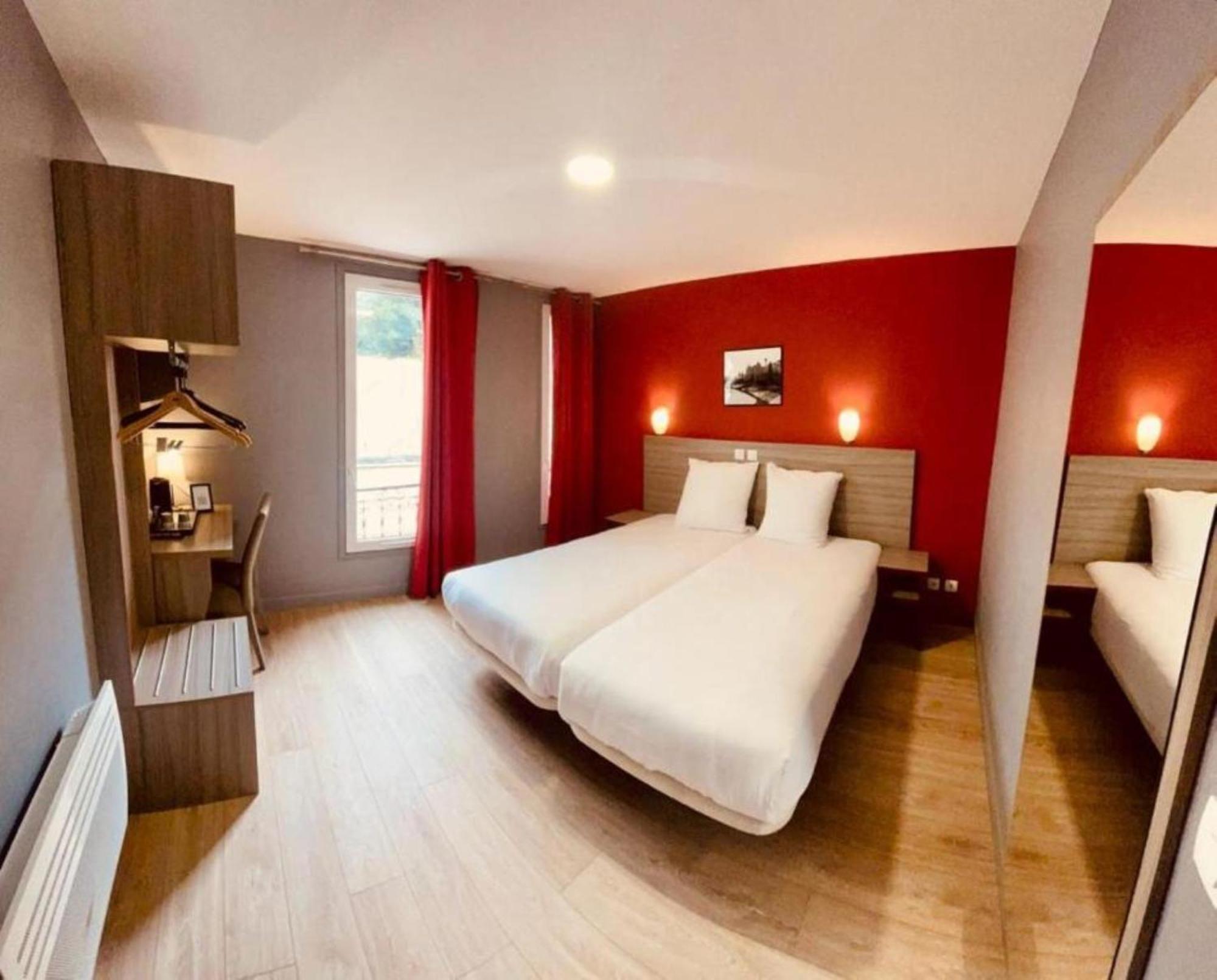 Hotel Hipotel Gambetta République Parigi